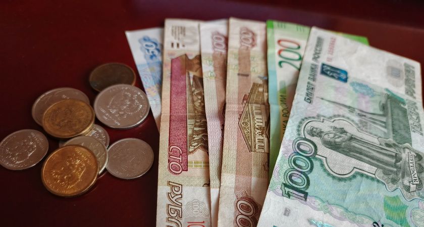Пенсионеры приятно удивлены июньскими выплатами Пенсионеры приятно удивлены июньскими выплатами