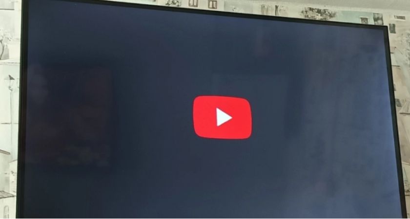 YouTube  :        