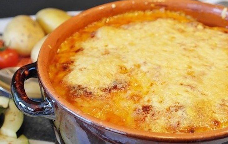 Запеканка из фарша с сочной лапшой и брокколи: идеальный семейный ужин Запеканка из фарша с сочной лапшой и брокколи: идеальный семейный ужин
