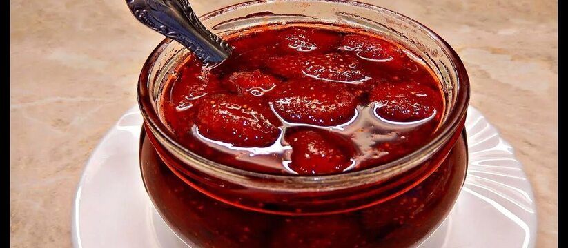 Клубничное варенье с крупными ягодами: секреты приготовления Клубничное варенье с крупными ягодами: секреты приготовления