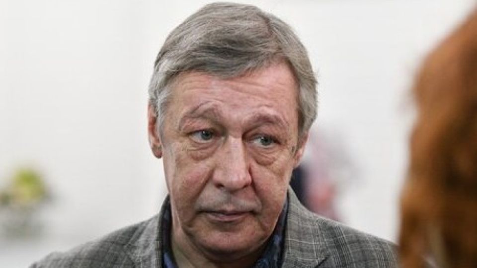 Возвращение Ефремова: Михалков помог актёру вернуться на театральную сцену после освобождения Возвращение Ефремова: Михалков помог актёру вернуться на театральную сцену после освобождения