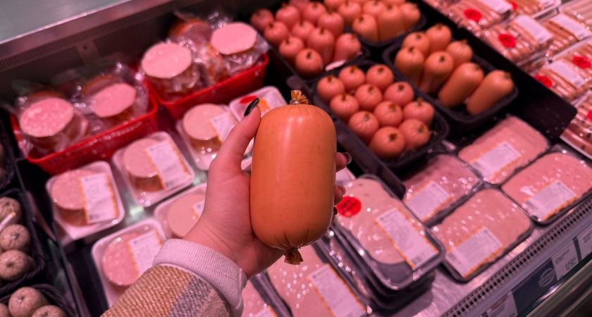 Осторожно, обман: как распознать некачественную колбасу