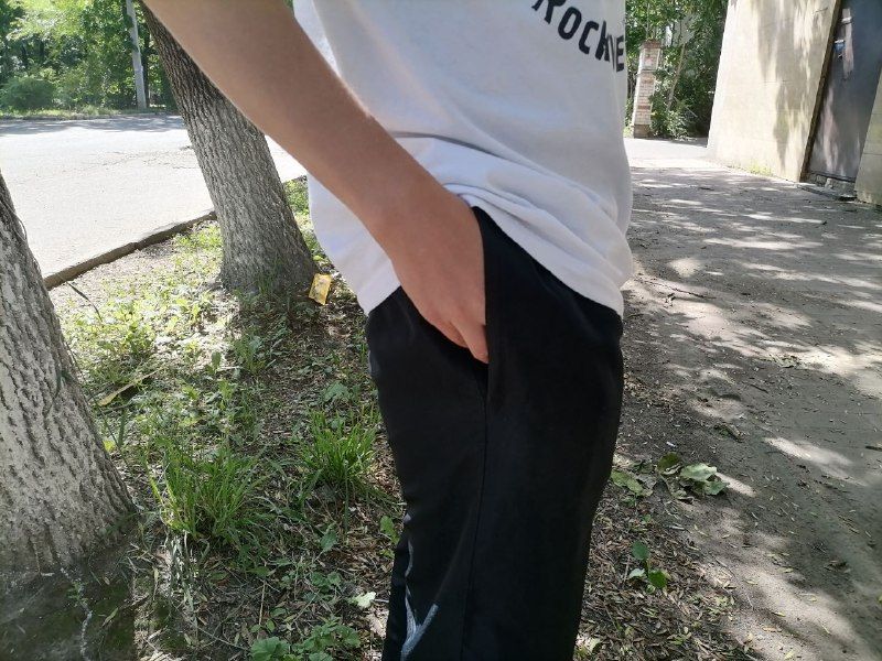       ''   