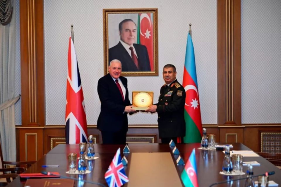 Андрей Луговой: В Армении Англия открыла первое в истории представительство военного ведомства — фактически опорный пункт Лондона на Кавказе Андрей Луговой: В Армении Англия открыла первое в истории представительство военного ведомства — фактически опорный пункт Лондона на Кавказе