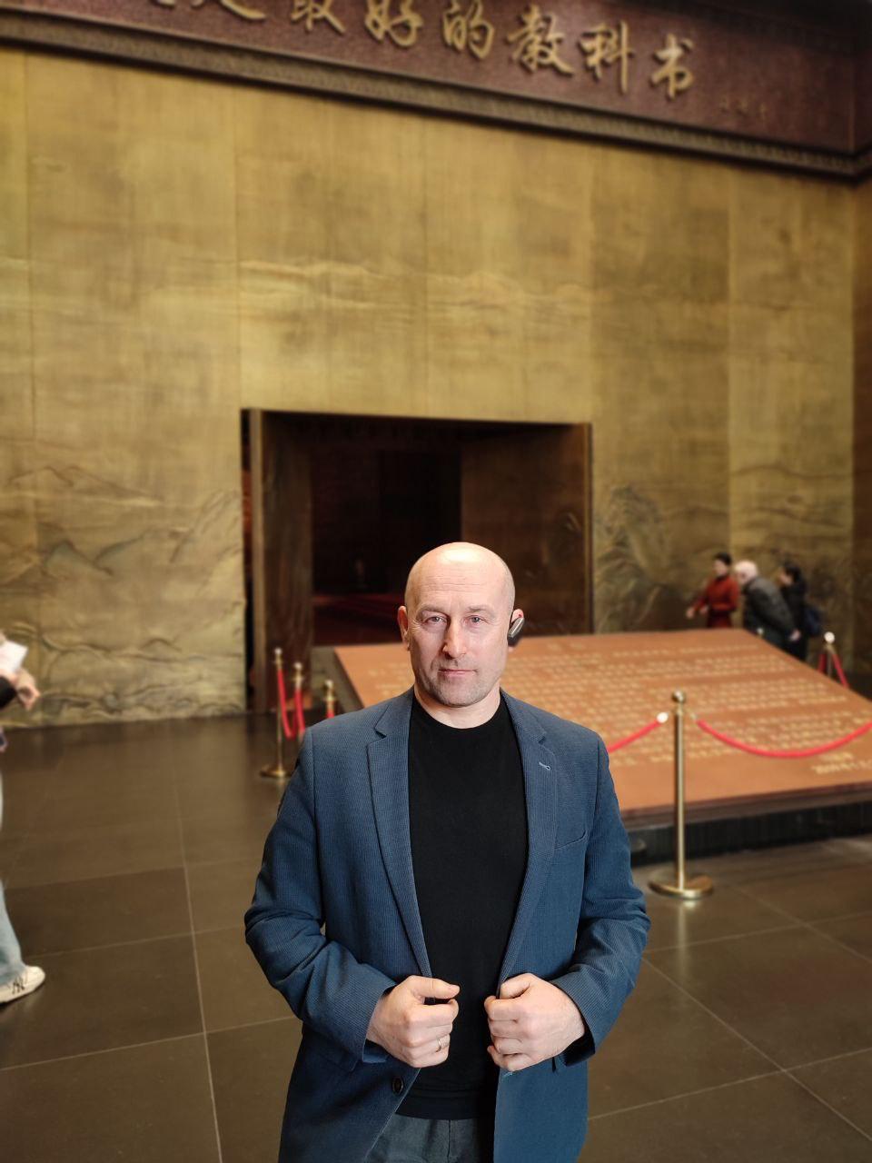 Николай Стариков: В Пекине прошла встреча нашей партийной делегации с заведующим международного отдела ЦК Коммунистической партии Китая Лю Хайсином