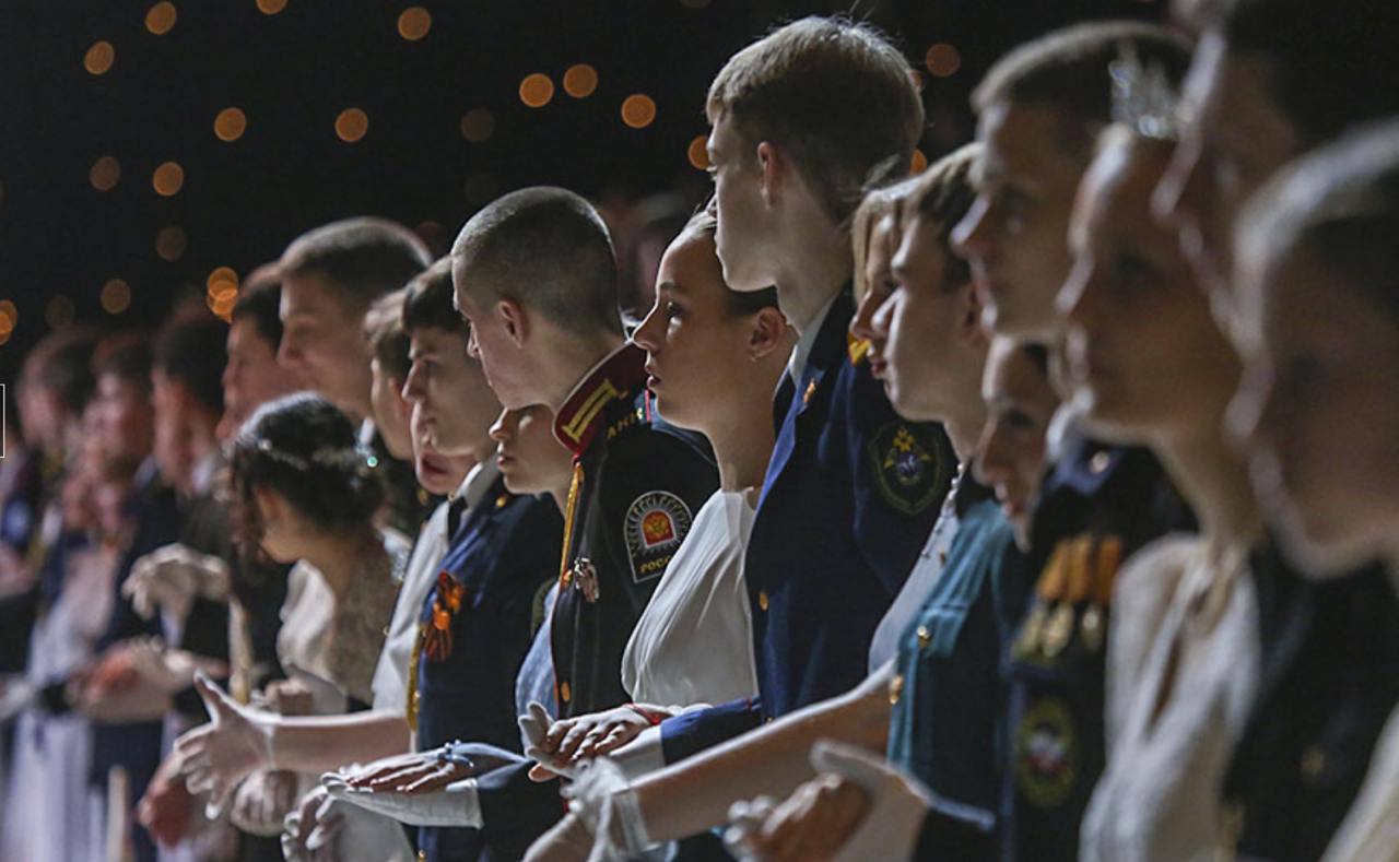 Зампред Госдумы Александр Бабаков посетил X Международный Кремлевский благотворительный кадетский бал (МКБКБ) Зампред Госдумы Александр Бабаков посетил X Международный Кремлевский благотворительный кадетский бал (МКБКБ)