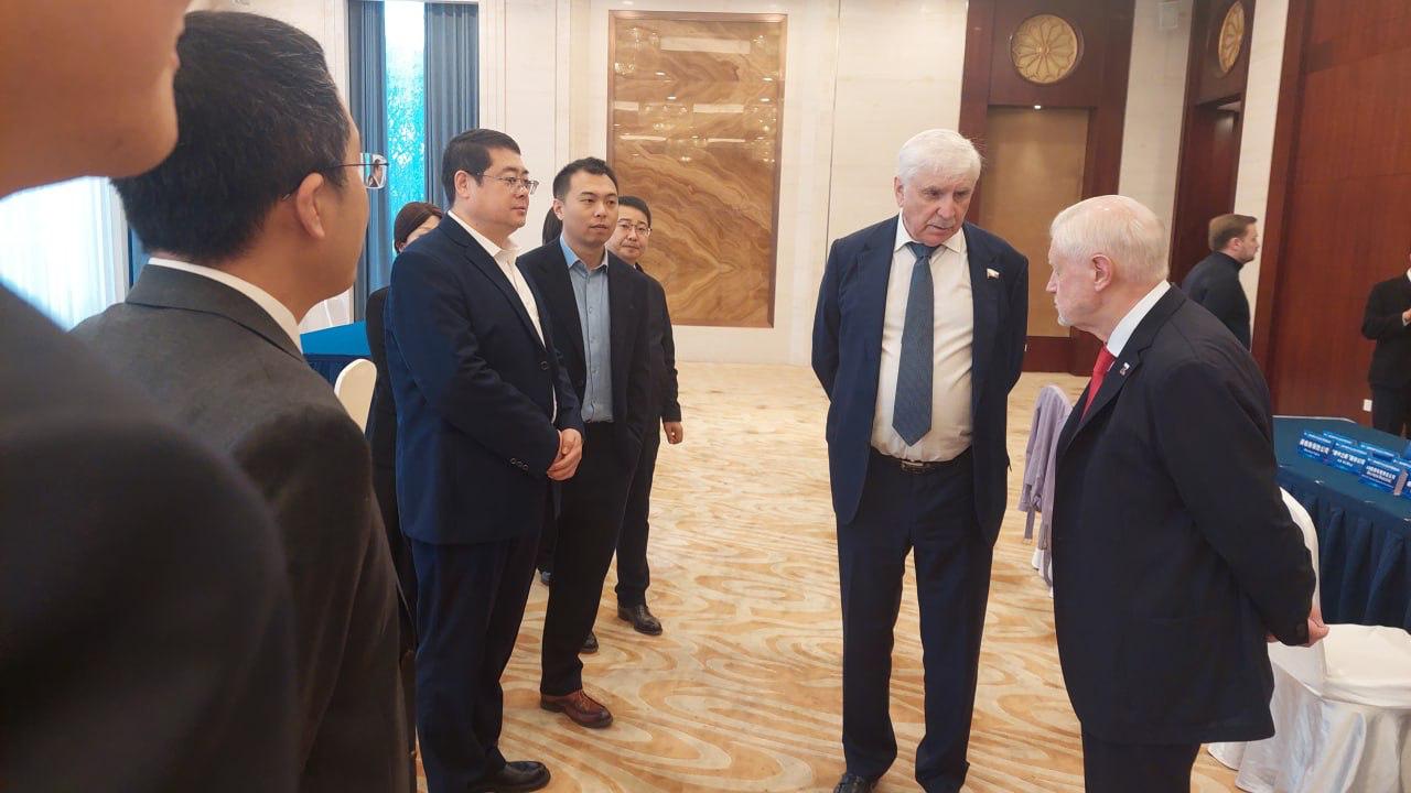 Николай Стариков: Дружба в политике — сотрудничество в экономике Николай Стариков: Дружба в политике — сотрудничество в экономике