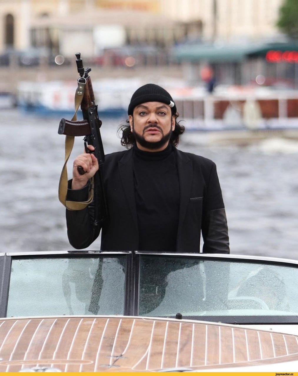 Анатолий Кузичев: Дожили, Киркорова объявили в розыск на Украине